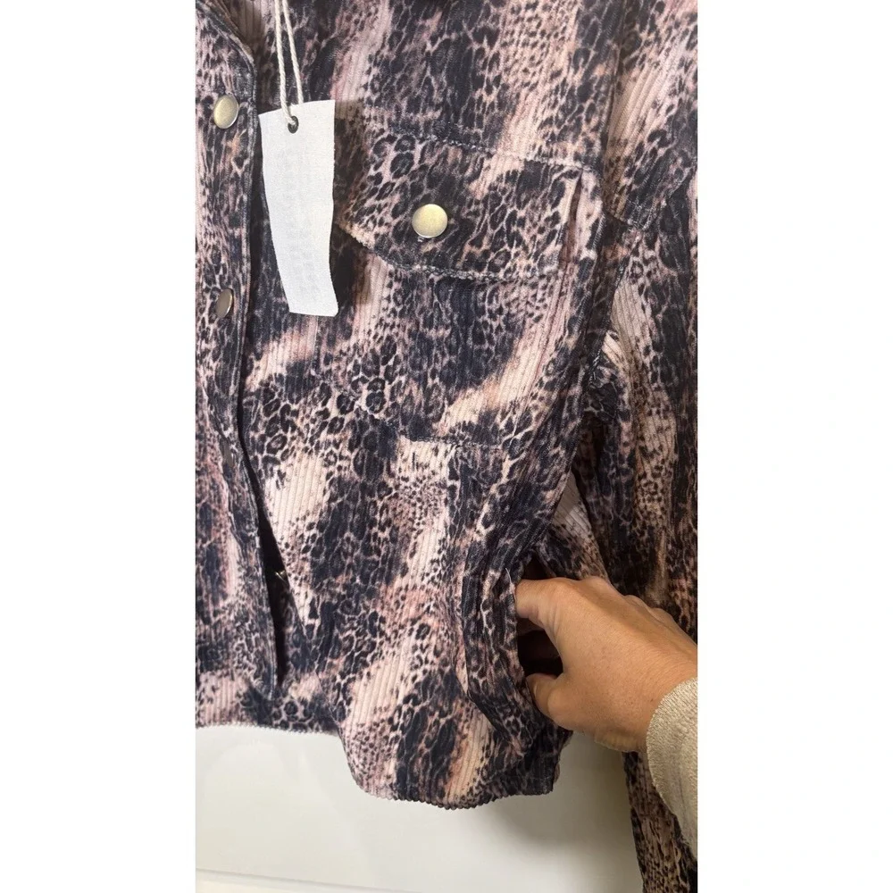NWT‎ Savanna Jane Leopard Print Size Small Corduroy Jacket Button Up Shacket